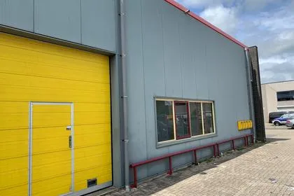Tussenwoning te huur: Vrijheidweg 12, Karnemelksepolder Wormerveer
