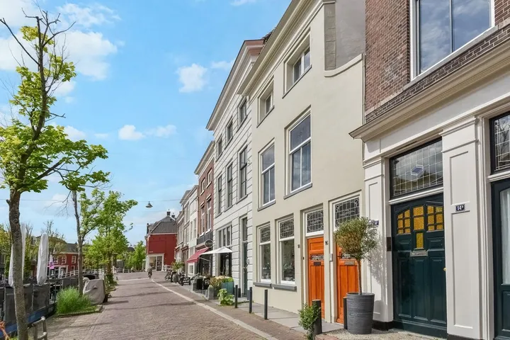 Appartement te koop: Vrouwjuttenland 16, Centrum-Oost Delft