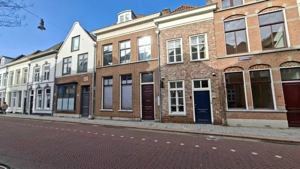 Appartement te koop: Vughterstraat 207A, Binnenstad centrum 'S-Hertogenbosch