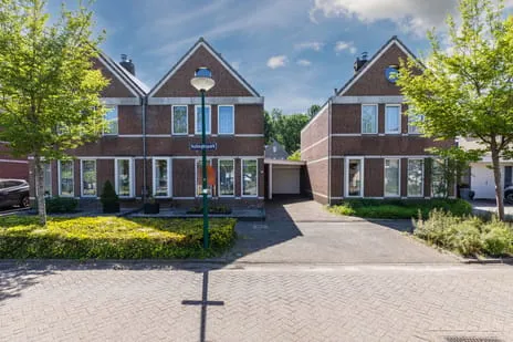 Tussenwoning te koop: Vullinghspark 9, Heeze Heeze