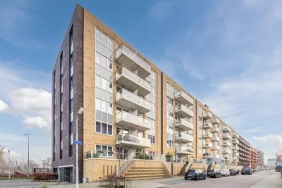 Appartement te koop: Vurehout 417, Zaandam