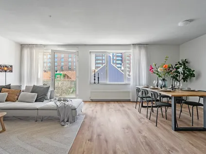 Appartement te koop: Vurehout 435, Zaandam