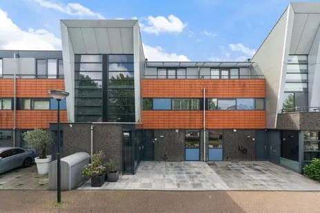 Tussenwoning te koop: Vuurland 2, Lage Veld 'S-Gravenhage