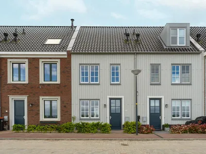 Tussenwoning te koop: Vuurtoren 10, Buurt 4 Zeewolde