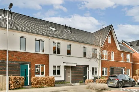 Tussenwoning te koop: Vuurvlinder 15, Het Nieuwe water 'S-Gravenzande