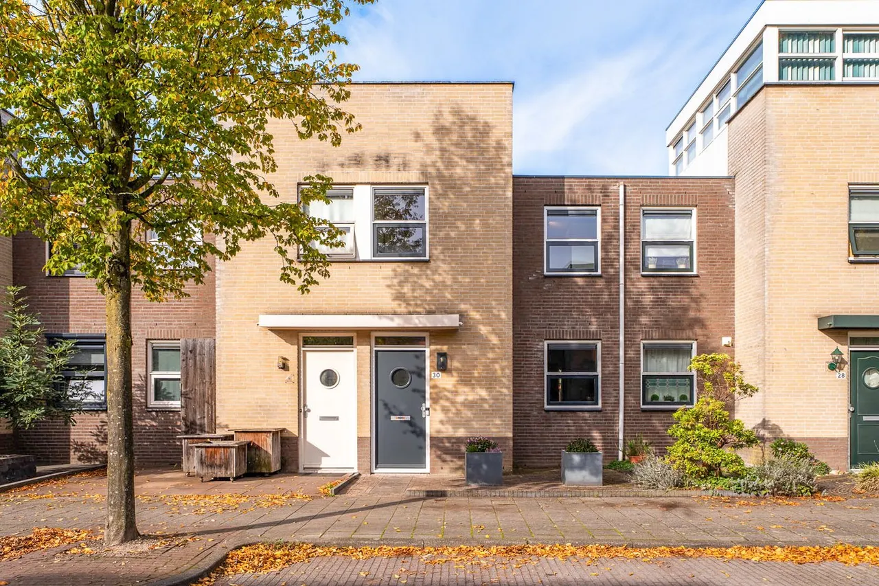 Tussenwoning te koop: Vuurvlinder 30, Breda