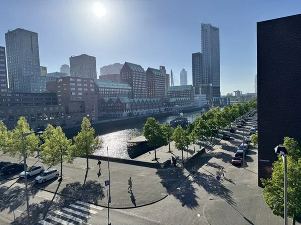 Woning te huur: W.G. Witteveenplein, Kop van Zuid - Entrepot Rotterdam