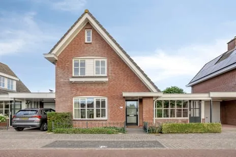 Twee-onder-één-kap te koop: W.F. Hermanslaan 5, Oostmolenpark Kloetinge (Gem. Goes)