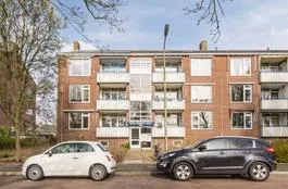 Appartement te koop: W.H. van Leeuwenlaan 120, Agnetaparkbuurt Delft