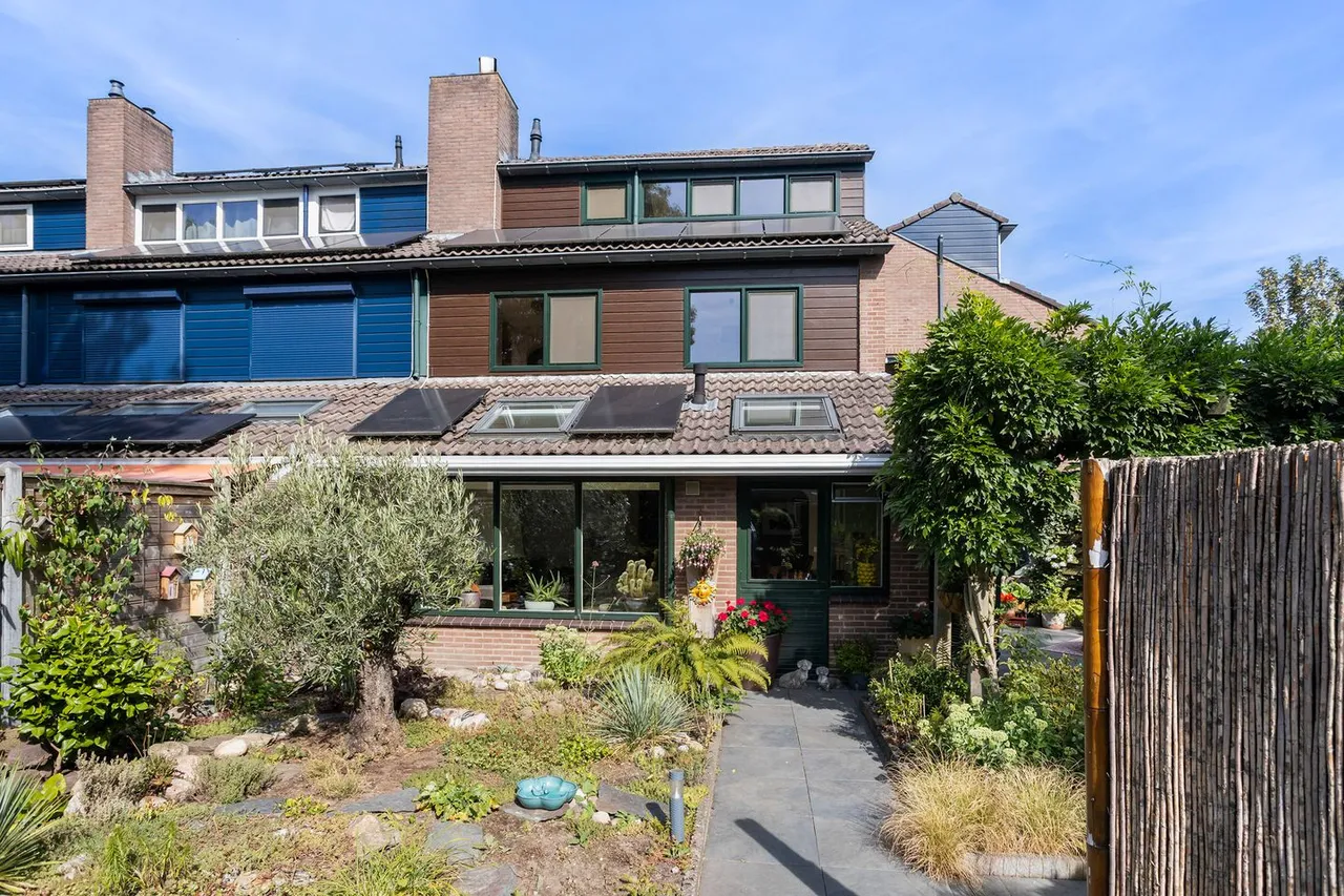 Tussenwoning te koop: Waagmeestershoeve 306, Apeldoorn