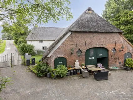 Detached house for sale: Waalbandijk 116, Verspreide huizen Dodewaard-Oost en Wely Dodewaard