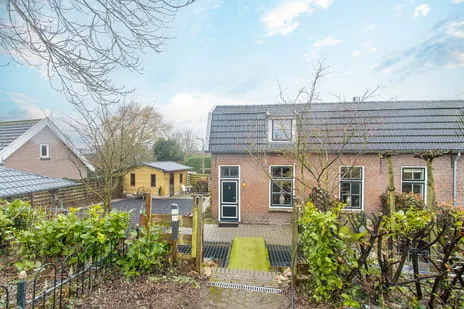 Hoekwoning te koop: Waaldijk 31, Verspreide huizen Hurwenen en Rossum Hurwenen