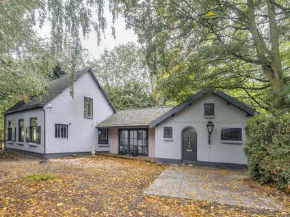 Vrijstaande woning te koop: Waaldijk 41, Brakel Brakel