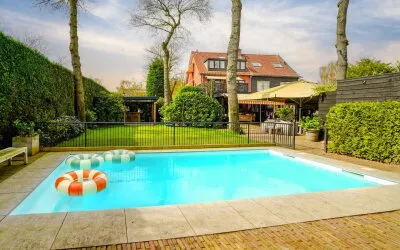 Semi-detached for sale: Waalsdorperlaan 42, Duindigt met Groenendaal Wassenaar