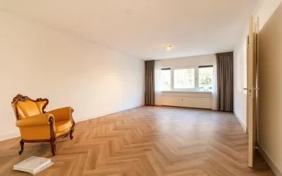 Appartement te koop: Waalsdorperweg 345, Duinzigt 'S-Gravenhage
