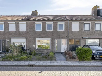 Tussenwoning te koop: Waalstraat 19, Middelburg