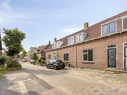 Tussenwoning te koop: Waalstraat 20, Oud Krimpen Krimpen Aan Den Ijssel
