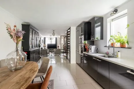 Tussenwoning te koop: Waalstraat 35, Centrum Vlaardingen