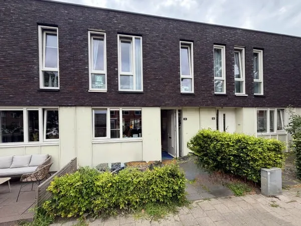 Terraced house for rent: Waalstraat 51, Biezen Nijmegen