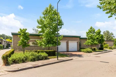 Tussenwoning te koop: Waalstraat 58, Apeldoorn