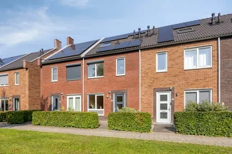 Tussenwoning te koop: Waard 17, Het Onderdijks Kampen
