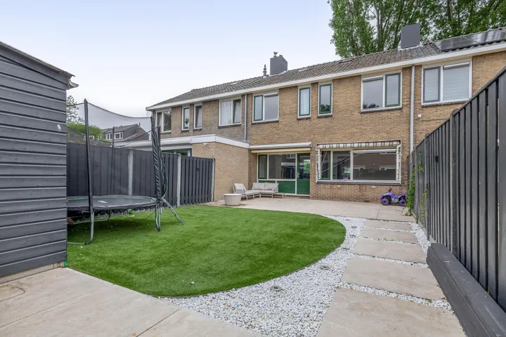 Tussenwoning te koop: Waarderstraat 2, Heijplaat Rotterdam