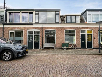Tussenwoning te koop: Waardstraat 3, De Waard Leiden