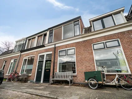 Tussenwoning te koop: Waardstraat 3, De Waard Leiden