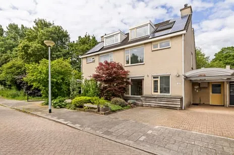 Tussenwoning te koop: Waarschapsstraat 158, Hogewey-Midden Weesp