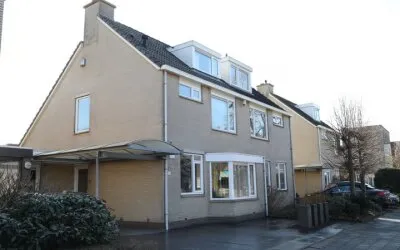Tussenwoning te koop: Waarschapsstraat 1C, Hogewey-Midden Weesp