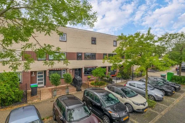 Tussenwoning te koop: Waddenring 77, Barendrecht