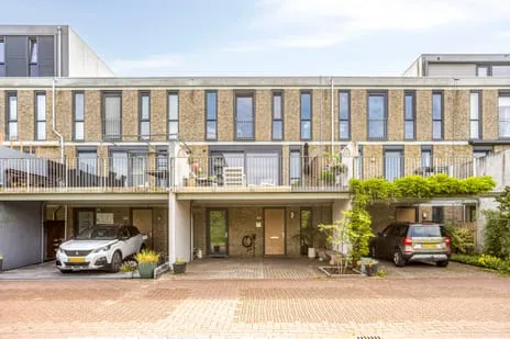 Tussenwoning te koop: Waddenweg 173, Hoofddorp Floriande West Hoofddorp
