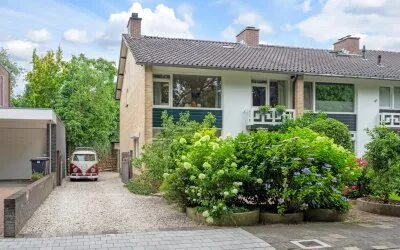 Hoekwoning te koop: Wagenaarlaan 3, Componistenwijk Baarn