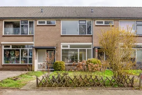 Tussenwoning te koop: Wagenaarstraat 108, Oss