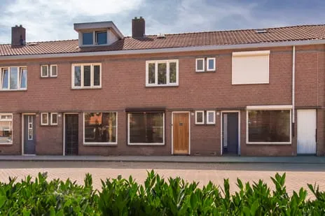 Tussenwoning te koop: Wagenaarstraat 52, Hoefstraat Zuid Tilburg