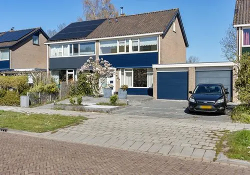 Tussenwoning te koop: Wagenbrugge 28, Stadsfenne Sneek
