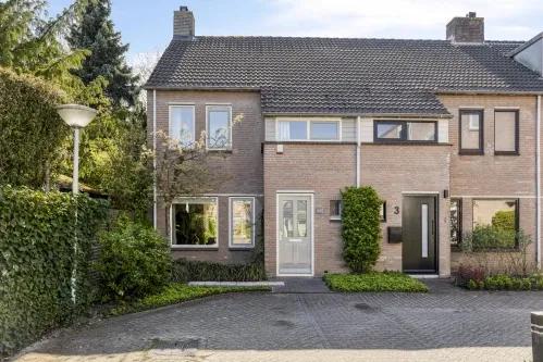 Hoekwoning te koop: Wagenmaker 1, De Leeuwerik Best