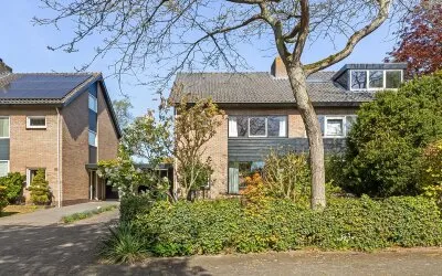Tussenwoning te koop: Wagnerlaan 20, Naarden