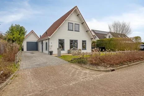 Vrijstaande woning te koop: Walakker 11, Opperdoes Centrum Opperdoes