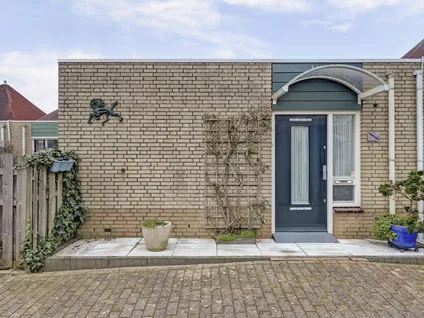 Tussenwoning te koop: Walborgpad 18, Beverwaard Rotterdam