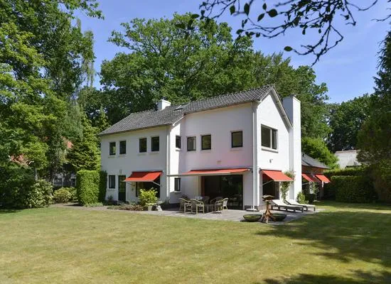Vrijstaande woning te koop: Waldeck Pyrmontlaan 11, Wilhelminapark Baarn