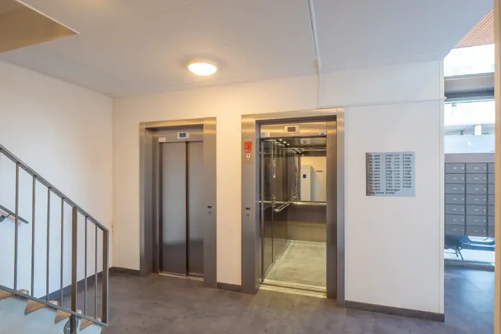 Appartement te huur: Waldorpstraat 215E6, Laakhaven-West 'S-Gravenhage