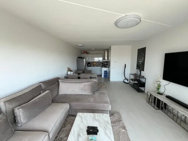 Appartement te huur: Waldorpstraat 476, Laakhaven-West 'S-Gravenhage