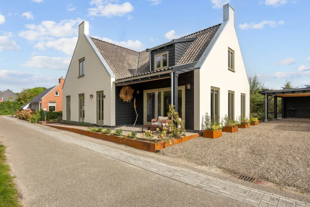 Vrijstaande woning te koop: walkumaweg 14, Garsthuizen