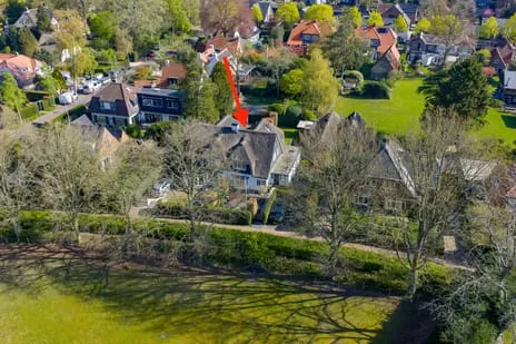 Twee-onder-één-kap te koop: Wally Moesweg 10, Laren-Centrum Laren (Nh)