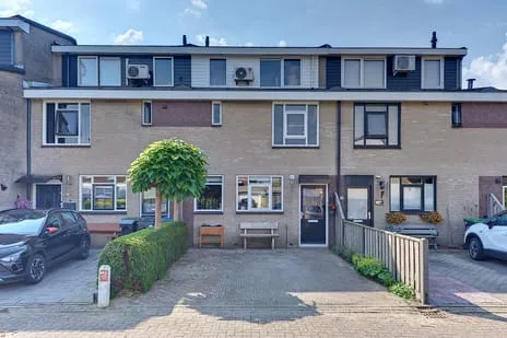 Tussenwoning te koop: Walsekamp 24, Broekland Harderwijk