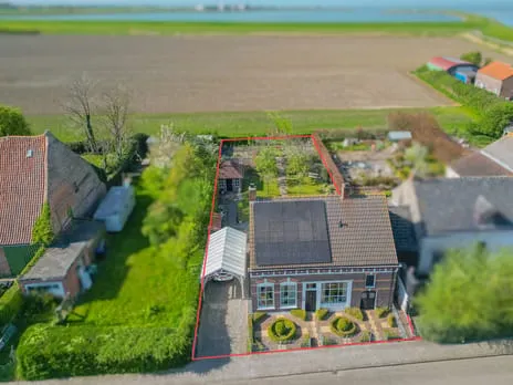 Hoekwoning te koop: Walsoordensestraat 11, Kern Walsoorden Walsoorden