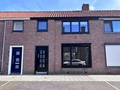 Tussenwoning te koop: Walstraat 22, Oostburg