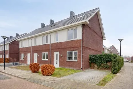 Hoekwoning te koop: Walstro 18, Sittard