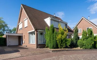 Corner house for sale: Walstro 3, Vrijhoeve Sprang-Capelle